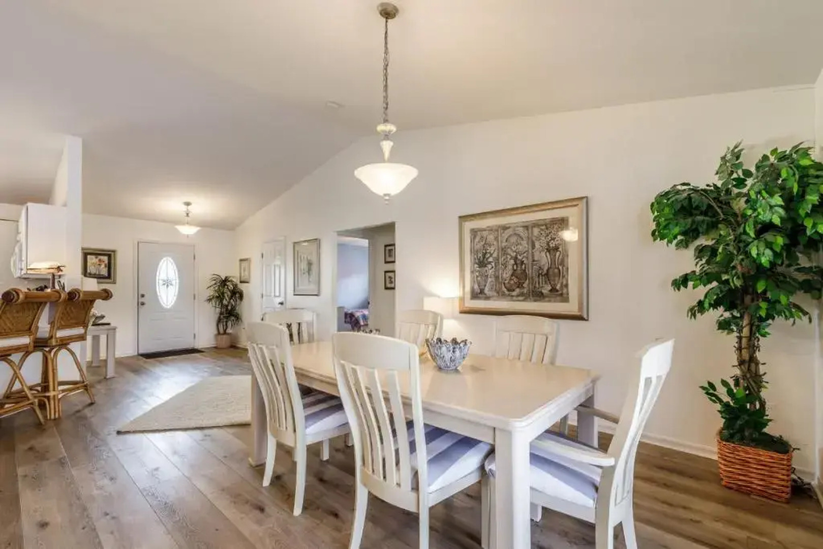 Southern Exposure with Heated pool - Villa Nature View - Roelens Vacations