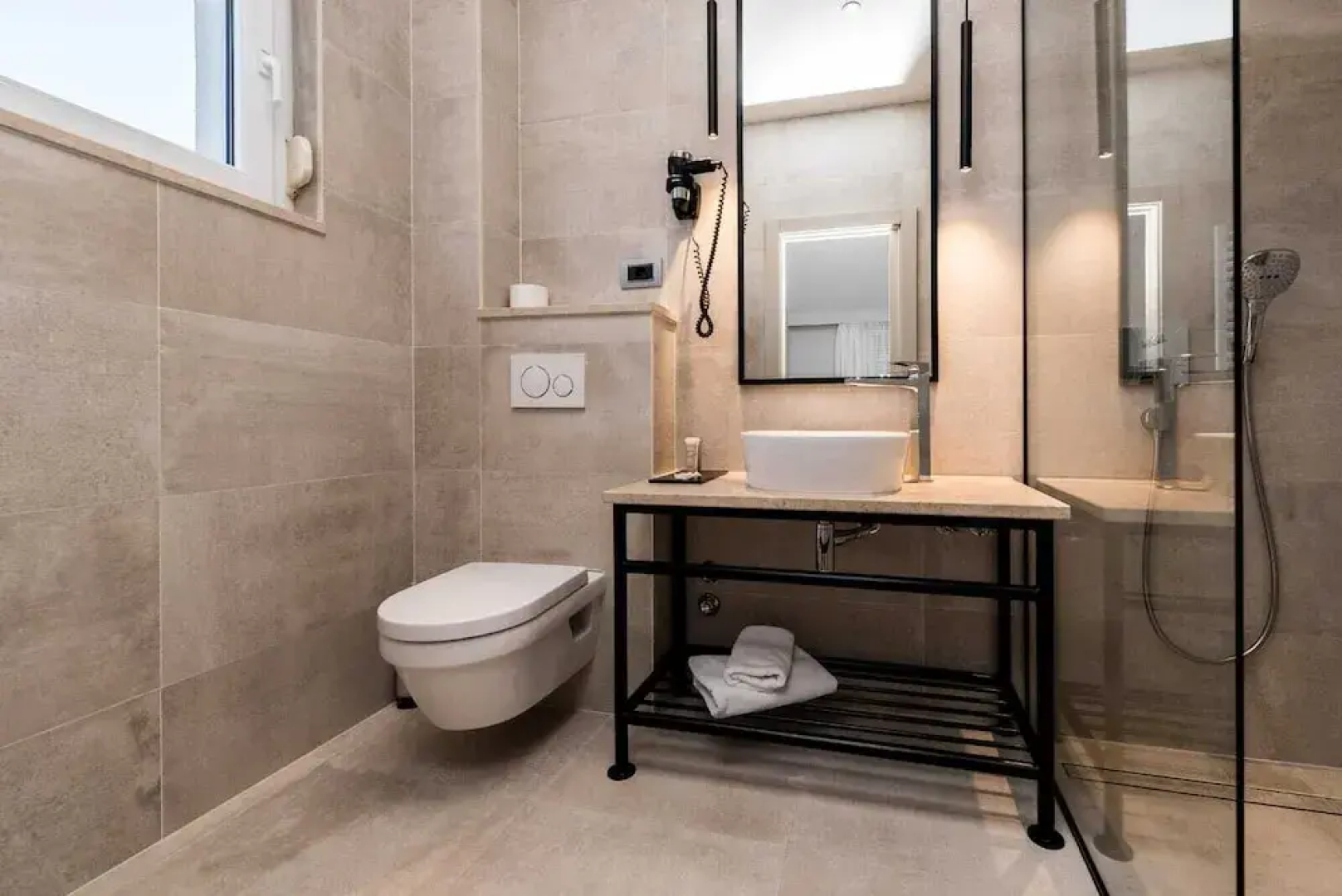 Rooms & Restaurant Matanovi Dvori