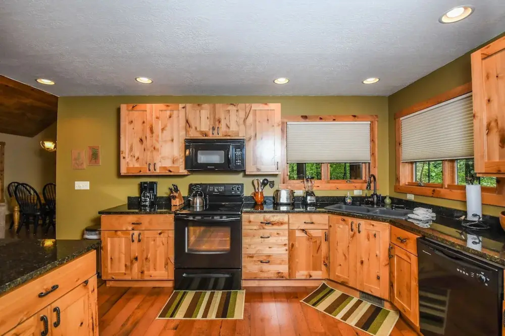 Bears Lair 4 Bedroom House