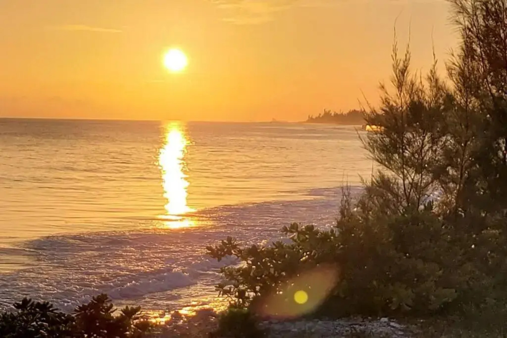 2BR with Private Beach Access