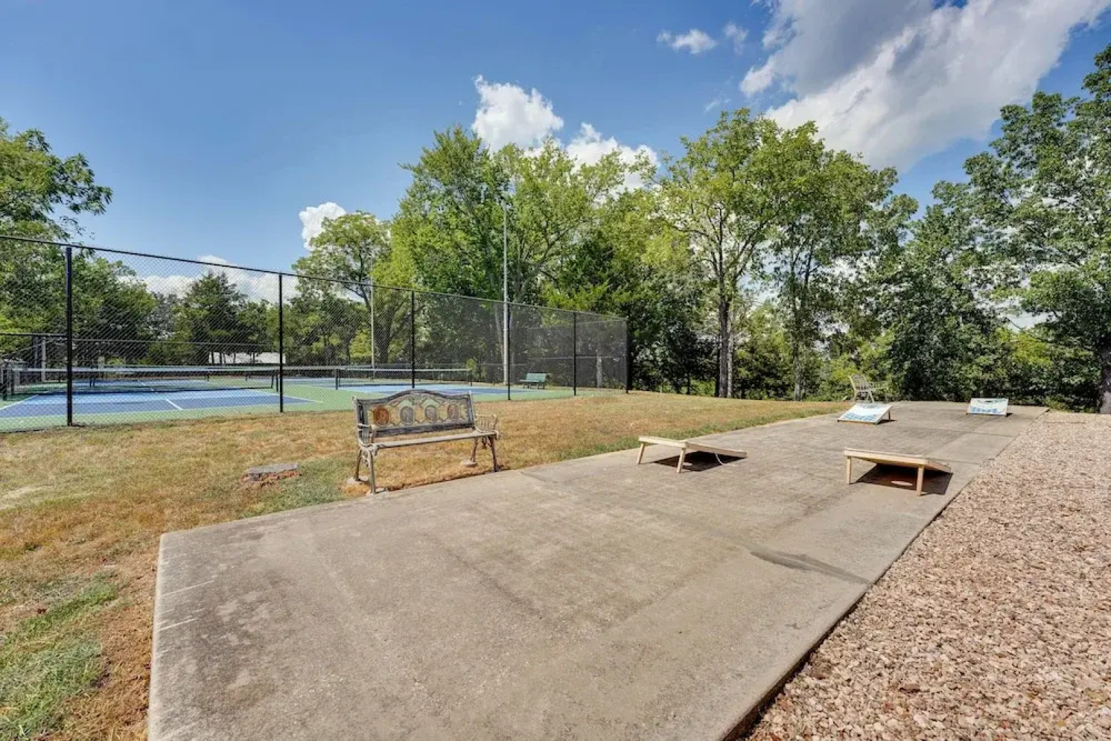 Table Rock Lake Condo 3 Mi to Boat Ramp!