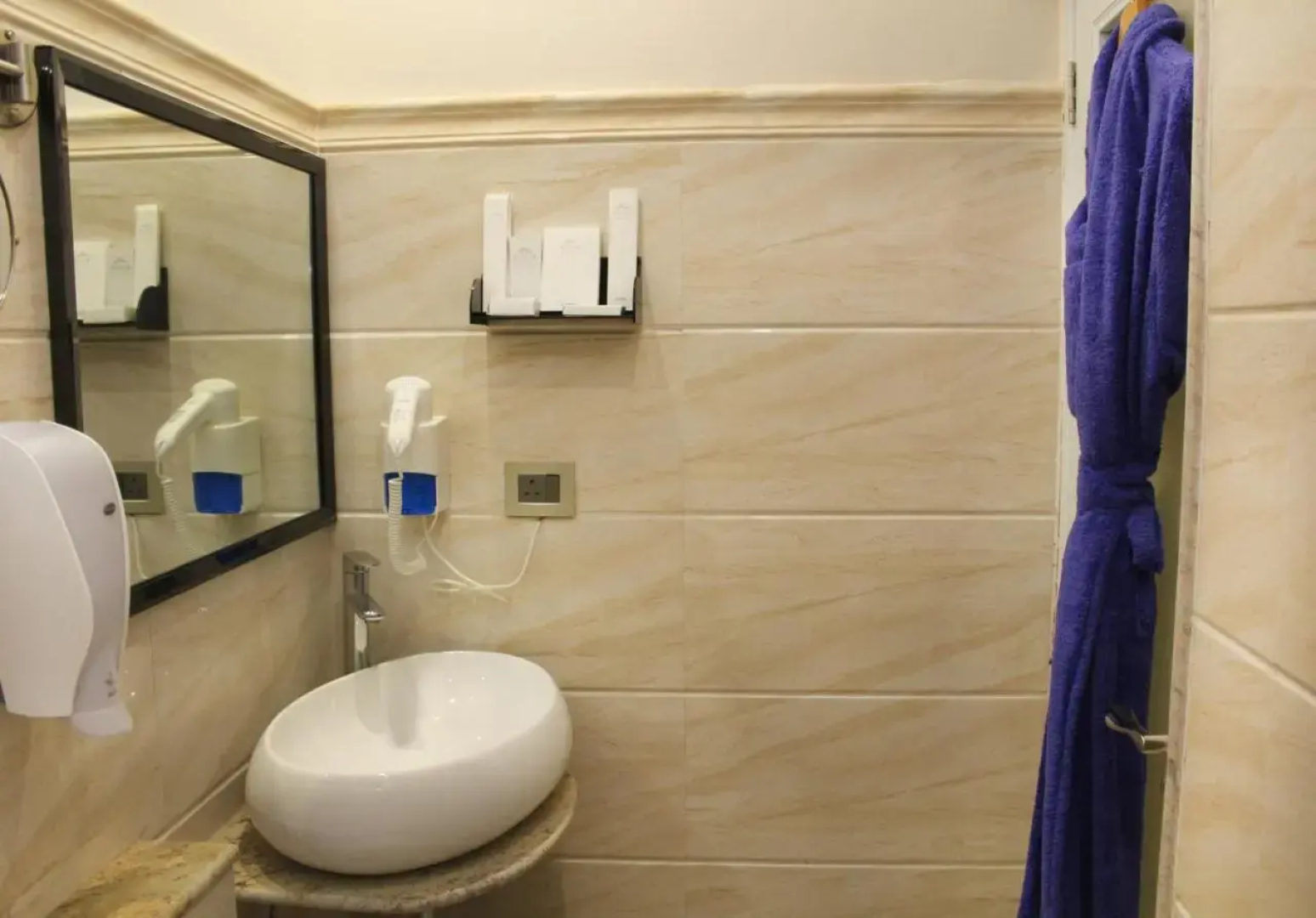 Hotel Kama International