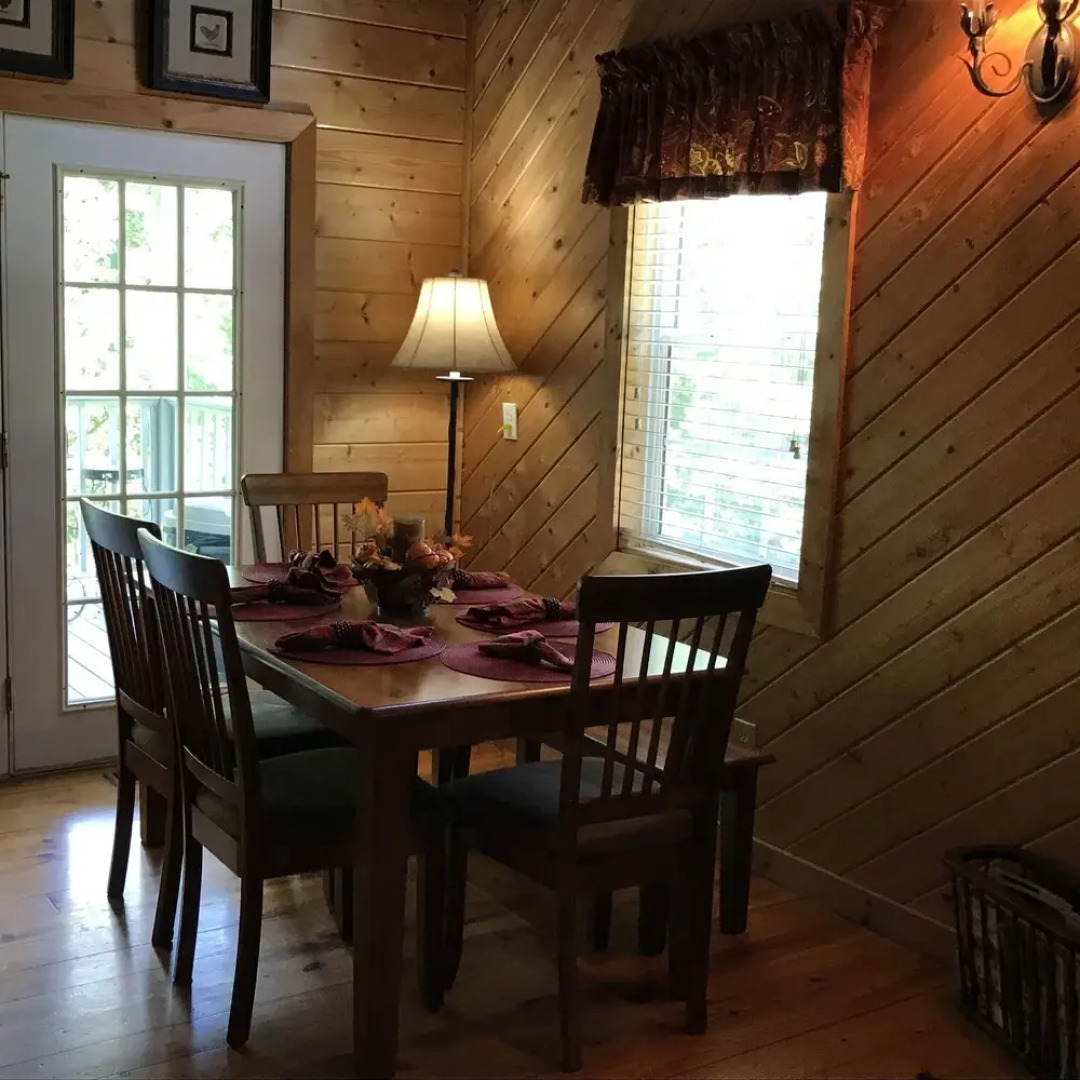 Iris Cabin at Blairsville 2 Bedrooms 2 Bathrooms Cabin
