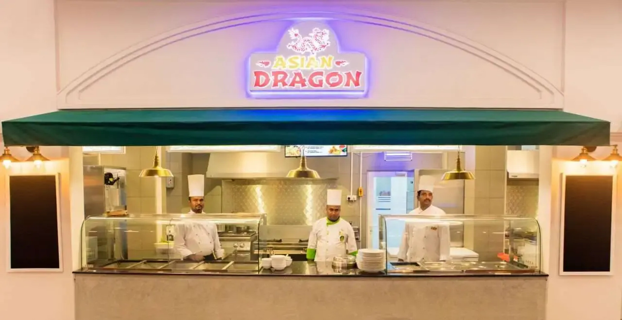 Fairway Colombo - Sri Lanka's First Hotel With Robot Technology