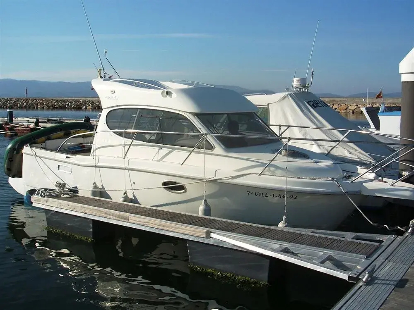 Apartamentos Turísticos Puerto Basella