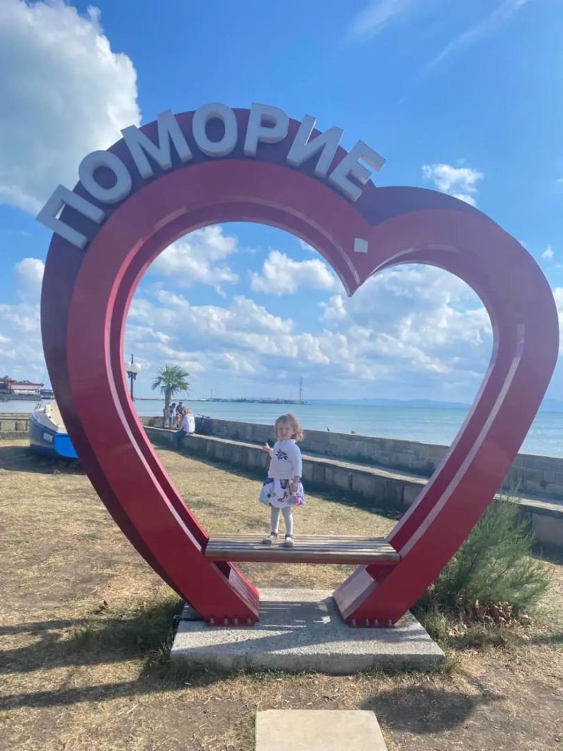 Lovely 2-bedroom apartment in Pomorie residence 250m to the beach