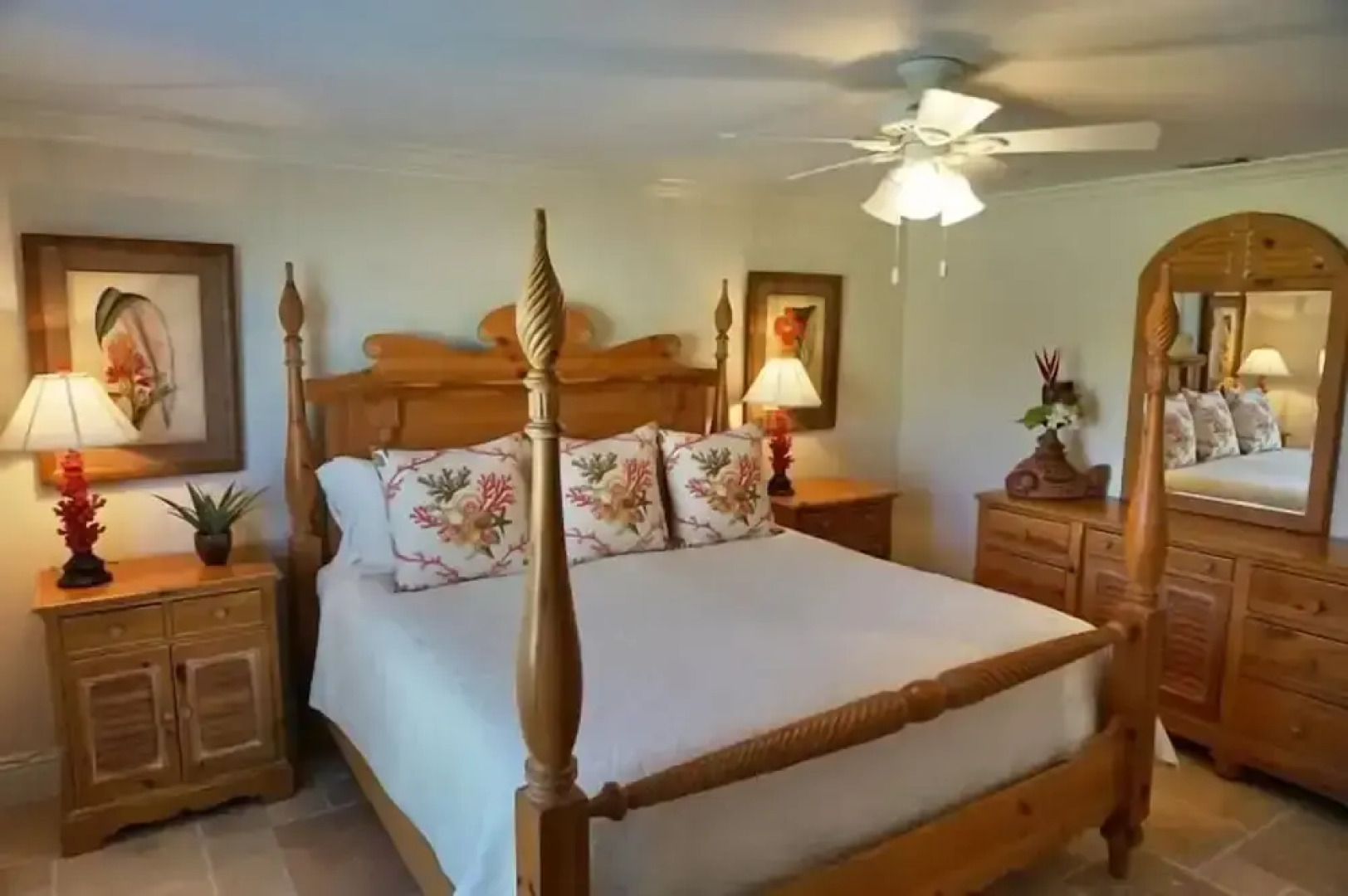 NP100TH 712 3 Bedroom Holiday Home by Marco Naples Vacation Homes
