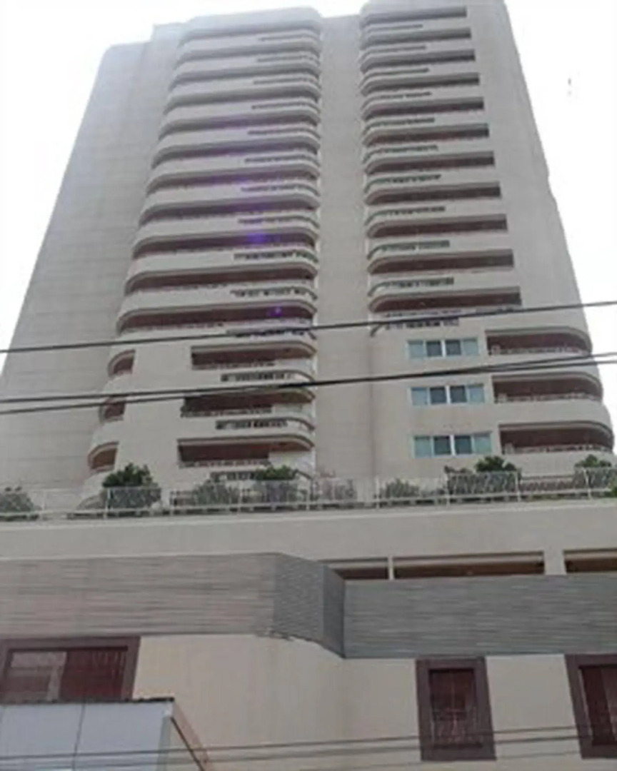 S.M. Grande Residence