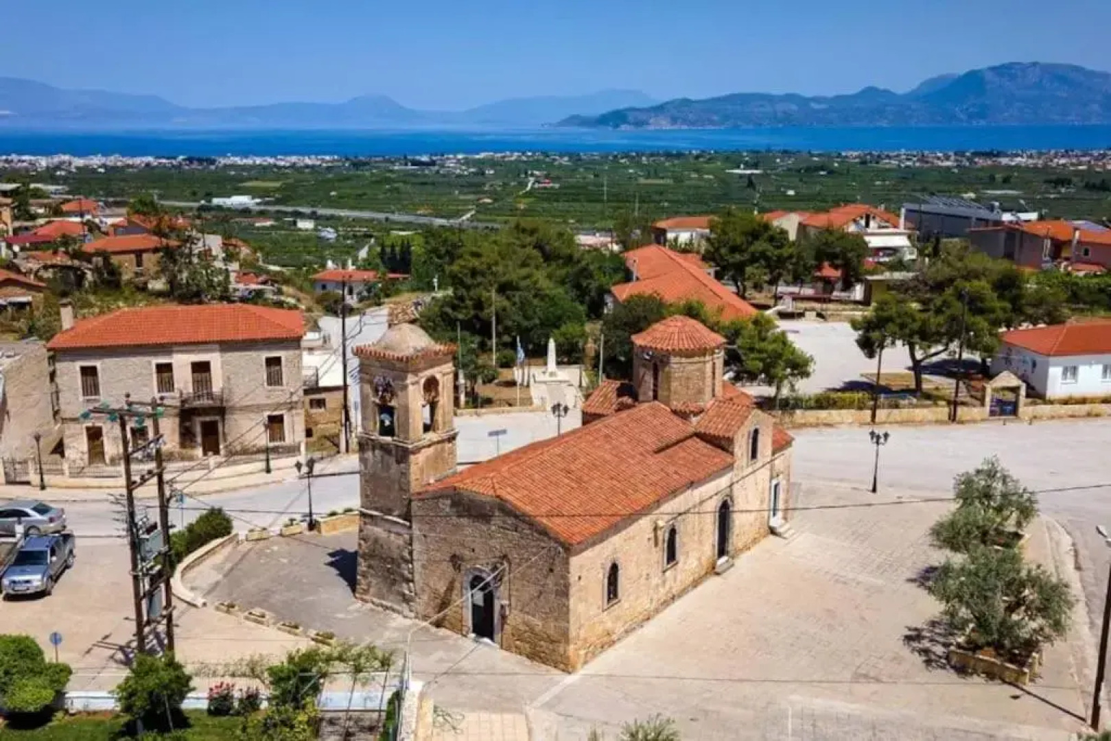 Feel the Village - Vasiliko Home