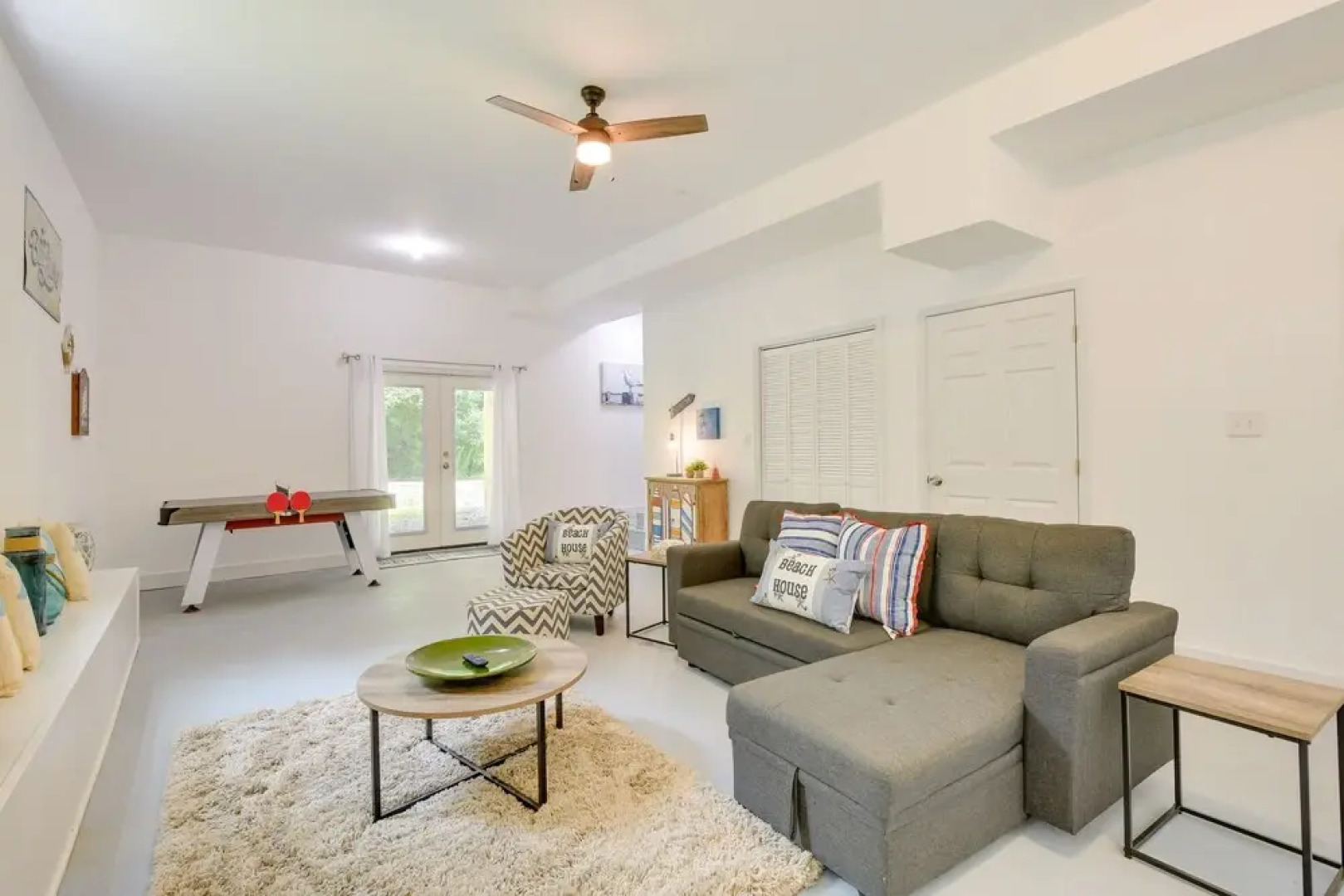 Family-friendly Chesapeake Beach House With Deck!