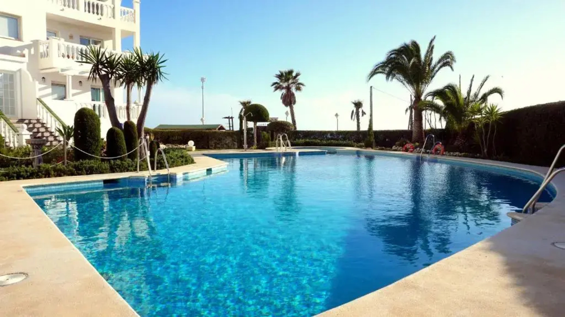 Apartamentos StarNerja