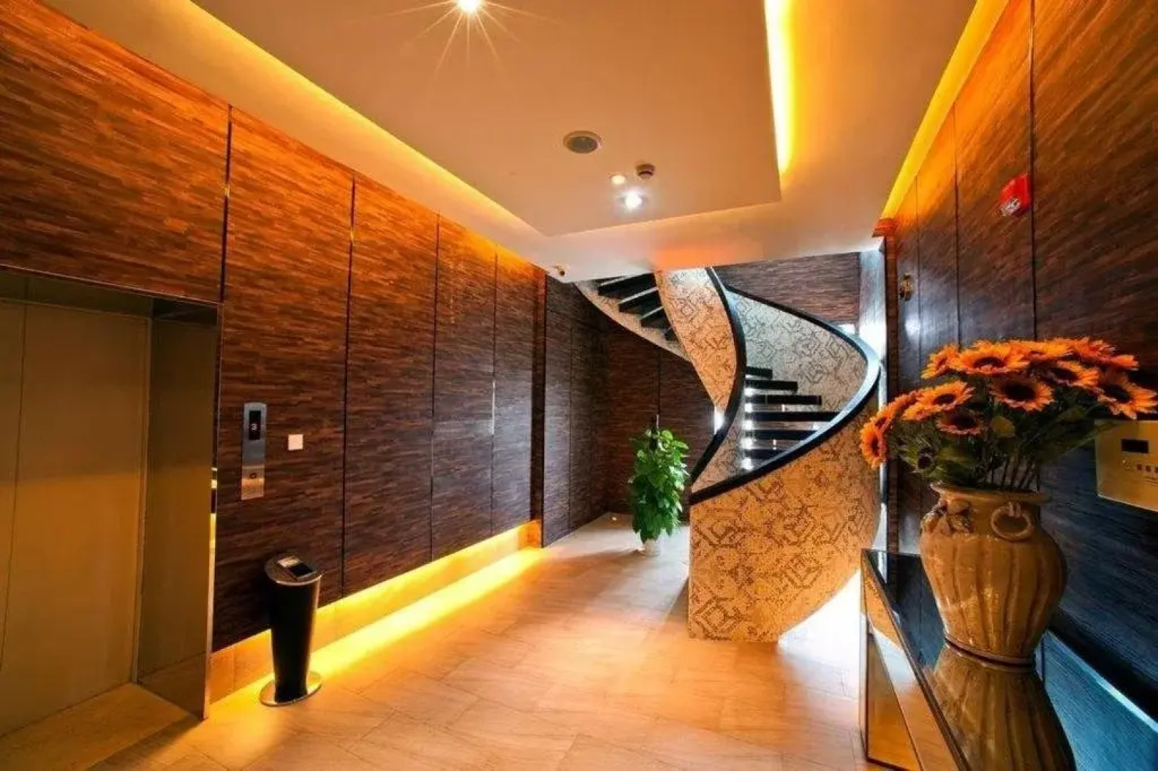 Ji Hotel Huzhou Renhuangshan Store