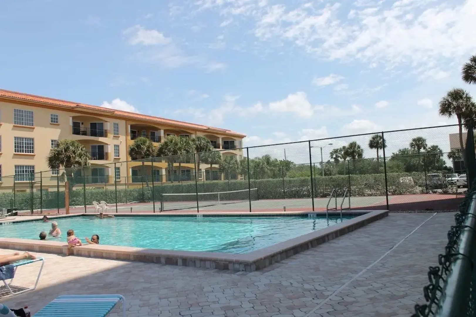 Reflections 507 Apartment