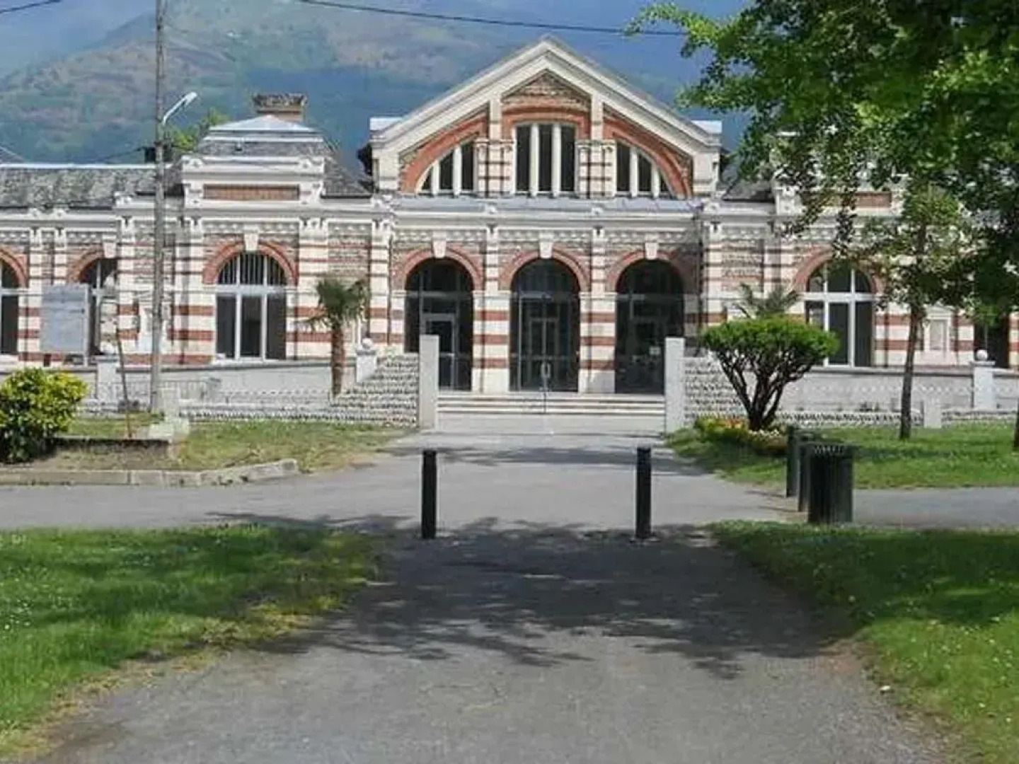 Appartement Argelès-Gazost, 3 pièces, 6 personnes - FR-1-234-251