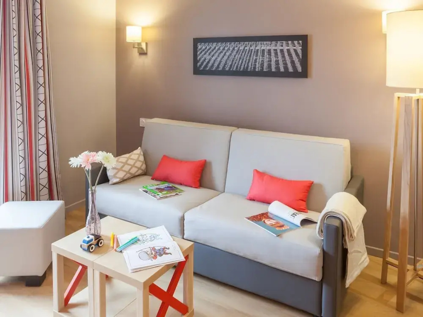 Colmar: Contemporary Apartment, 800 m From the Centre