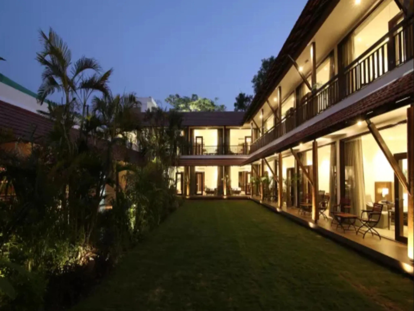 Kwality's Motel Shiraz