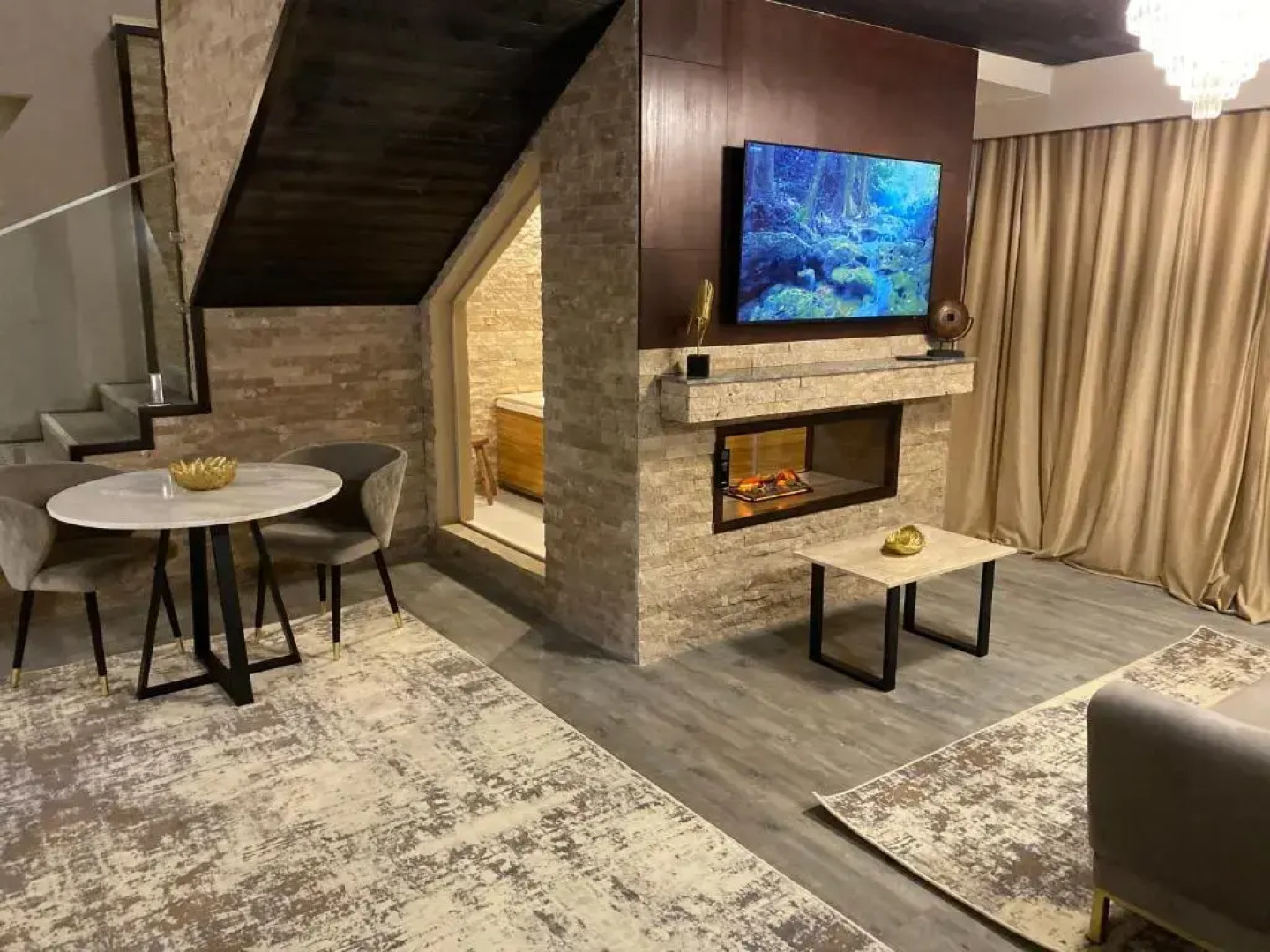 Elexus Poiana Brasov