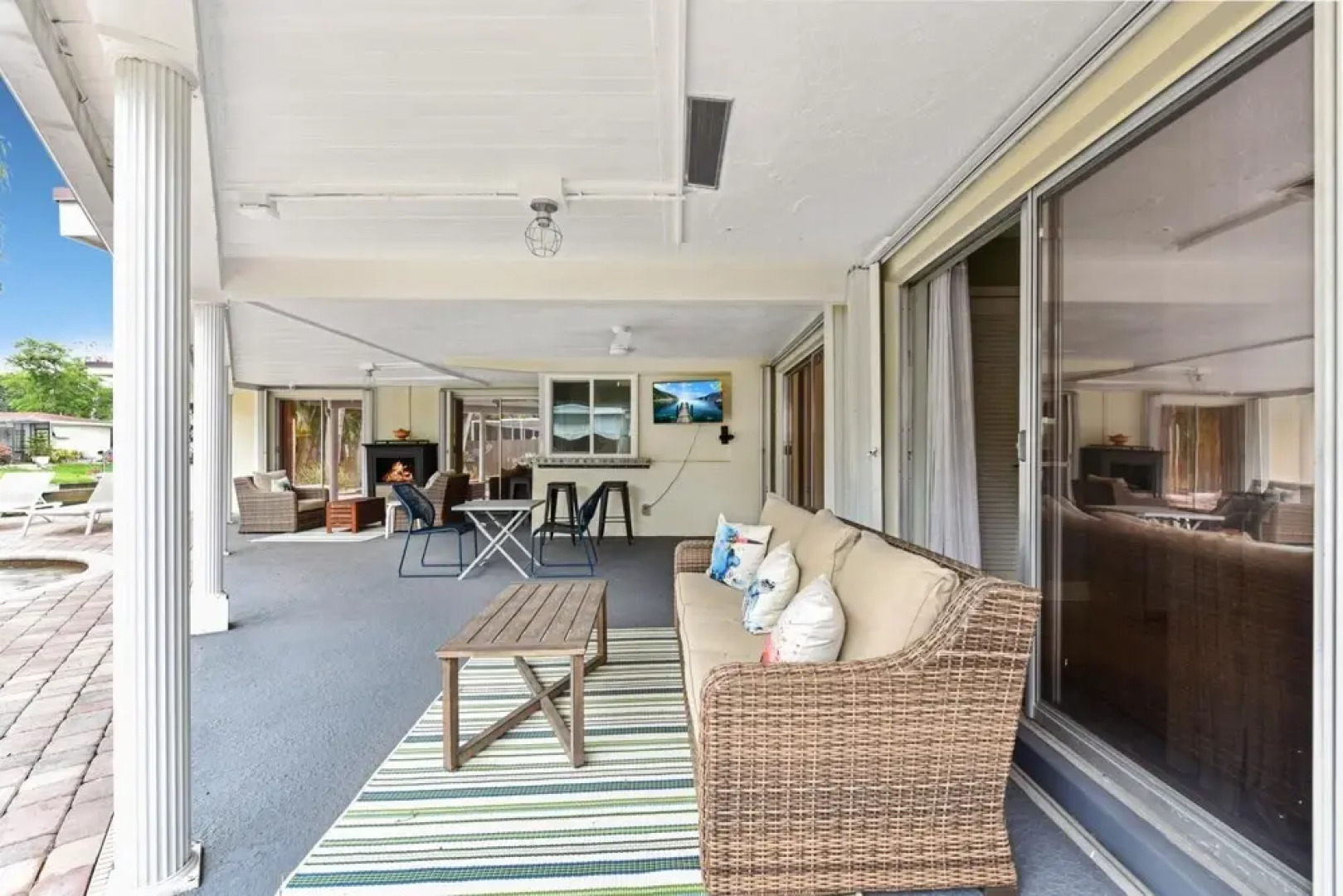 Private pool and canal home with Office space