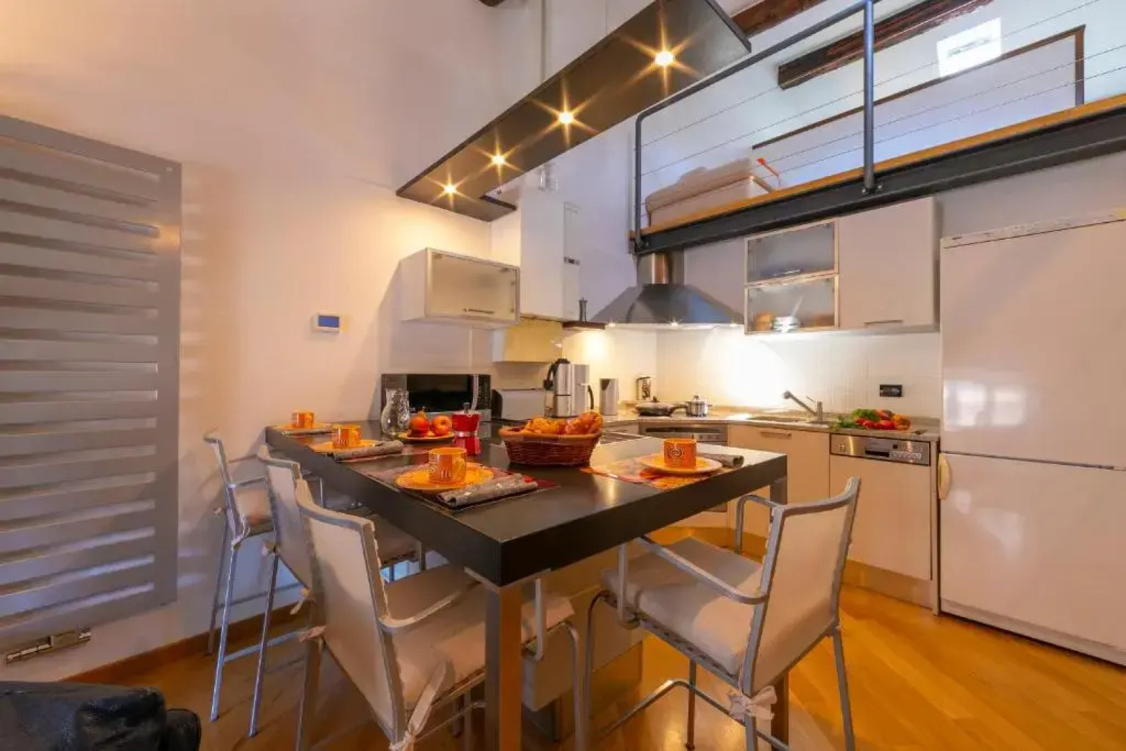 Arco Suite Town View