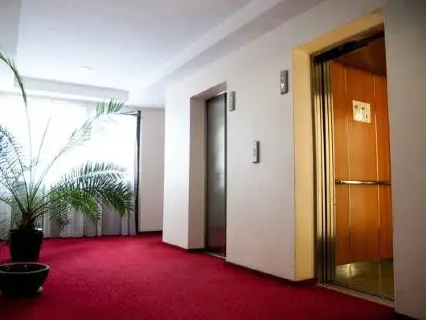 Hotel Rapsodia City Center