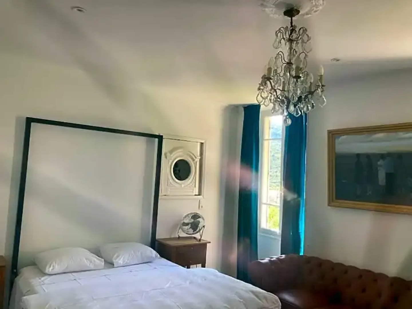 Suite Royale- 2 Double Rooms - SPA- JACUZZI -SAUNA- POOL VIEW - Heated POOL -800m City Centre