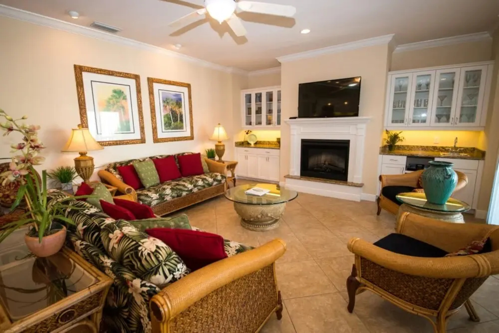 Tortuga Inn Beach Resort