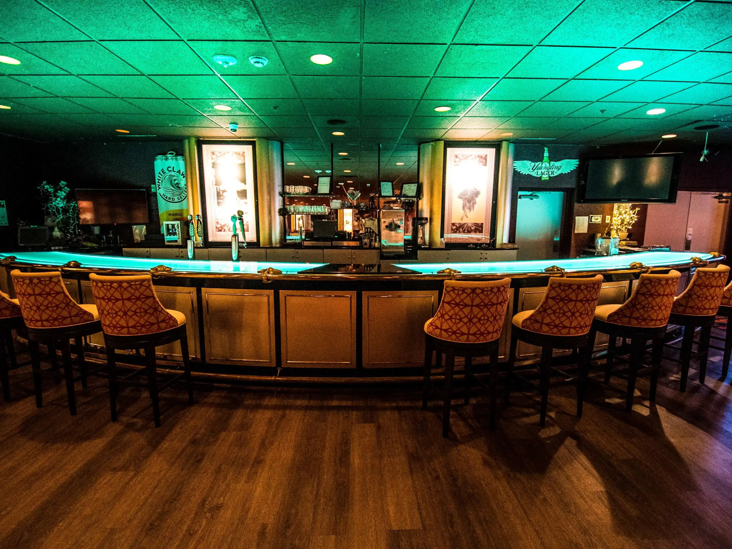 Paradise Stream Resort