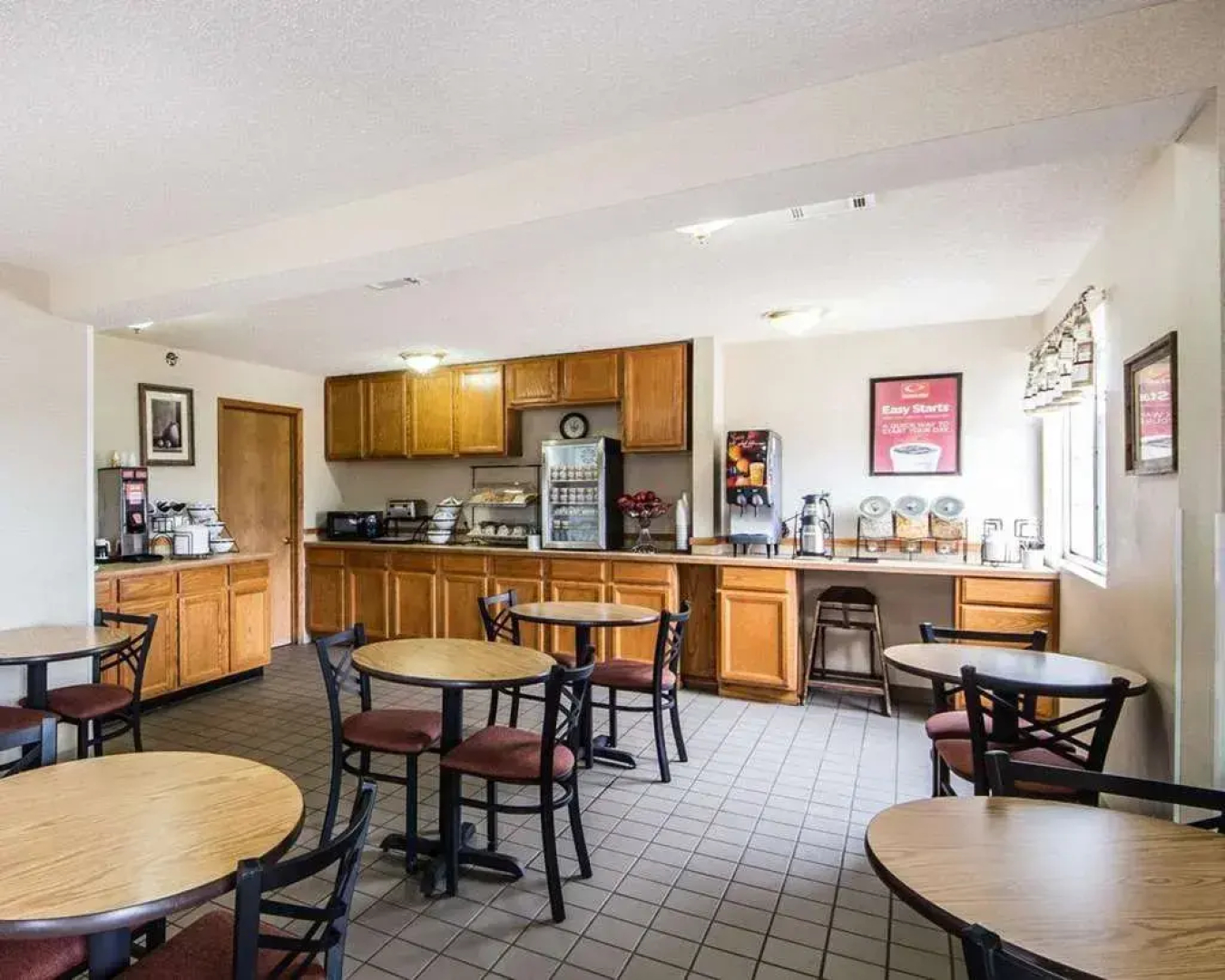 Econo Lodge Blackwell - I-35