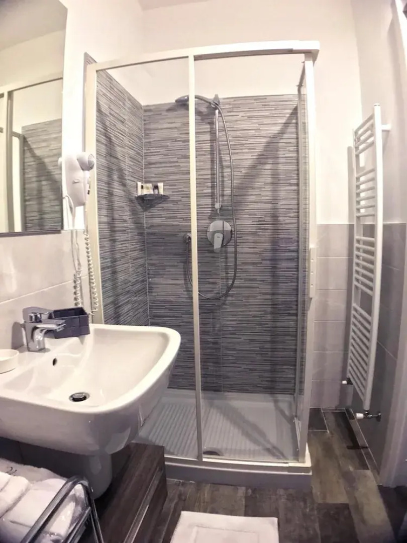 Bonne Nuit Guest House