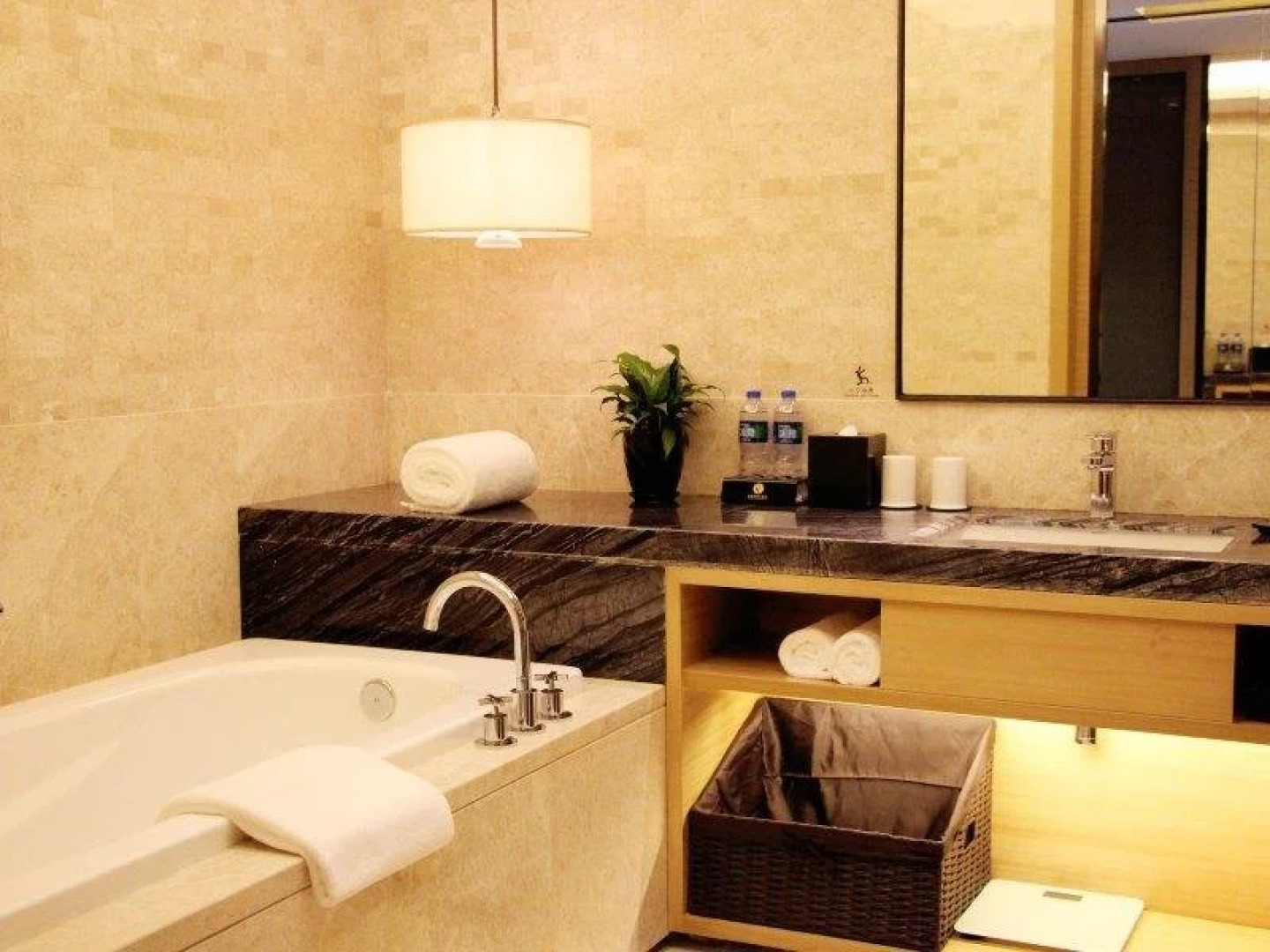 Grand Square Hotel Wuhu