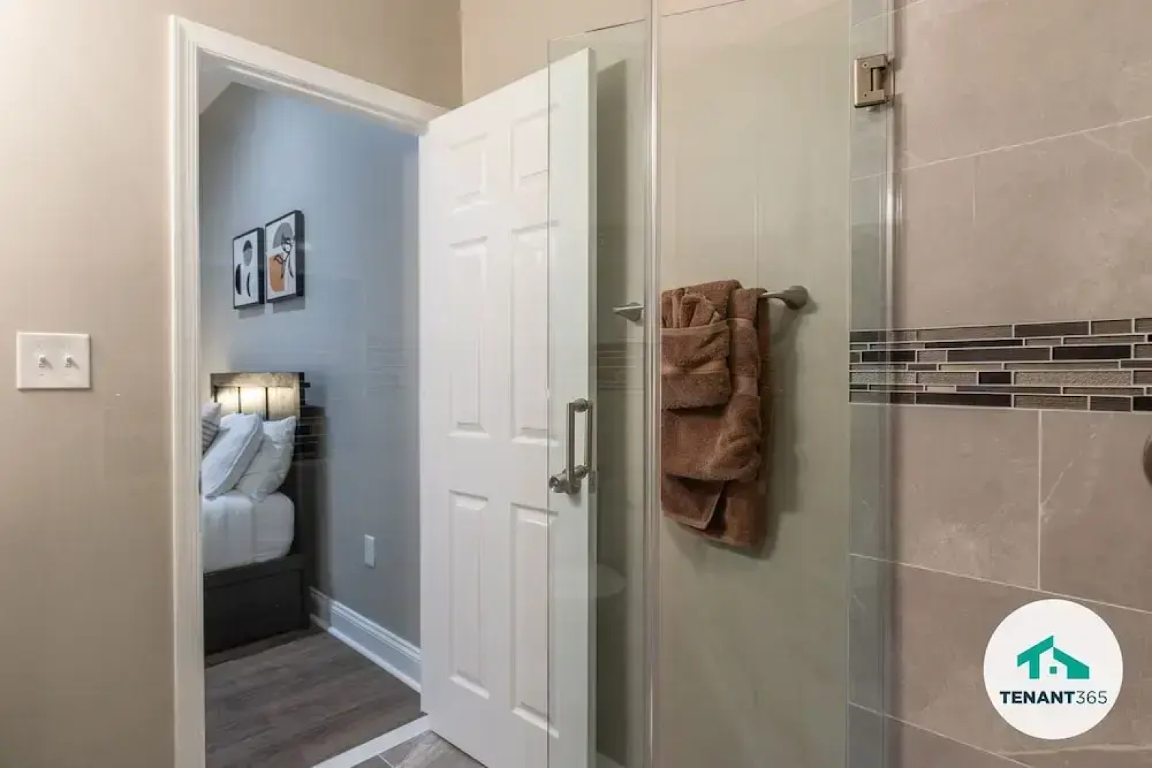 Baltimore's Best Home Away From Home 2 Bedroom Apts by Redawning