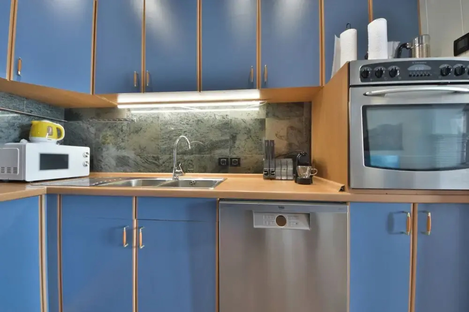 Holiday Home Seafront Escape