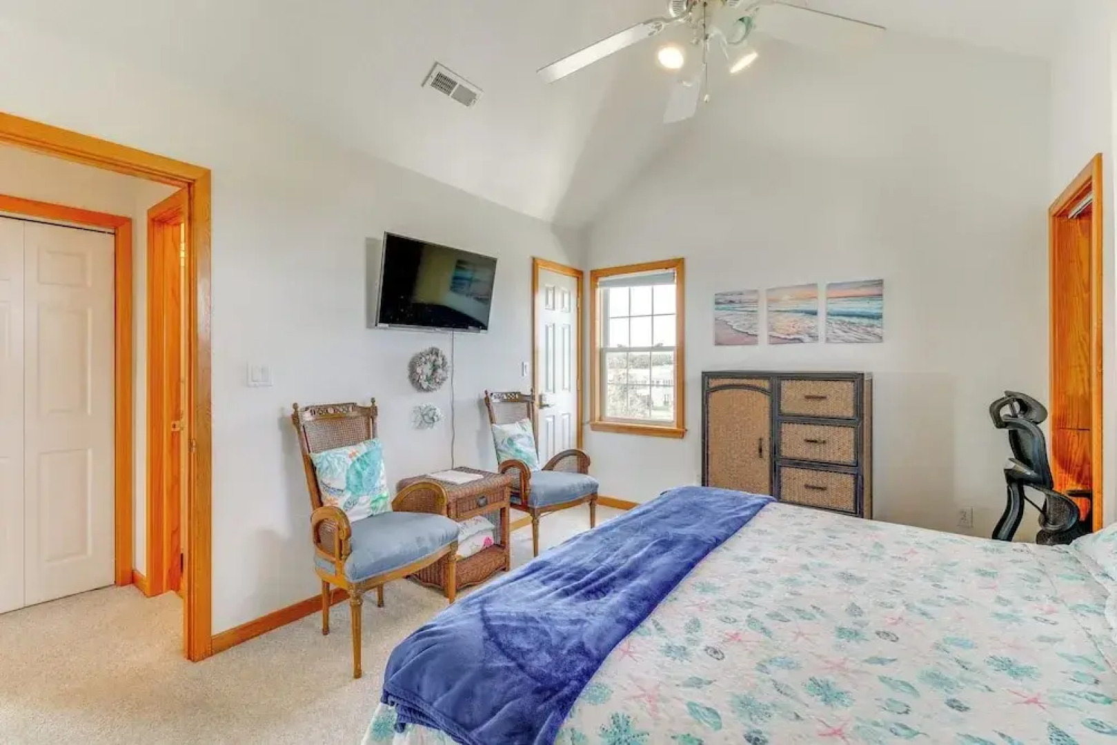 Walk to Pier: Spacious Coastal Home!