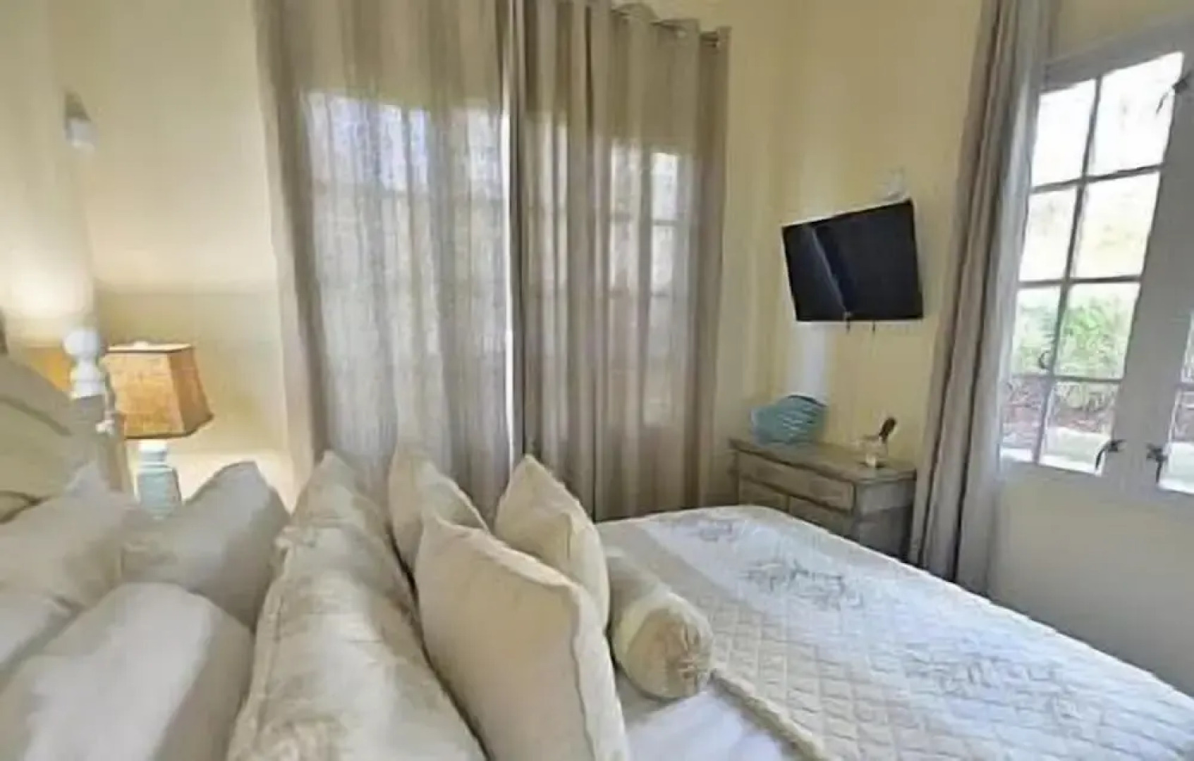 Luxury Home Spectacular Ocean Views Sensational Decor w Generator Sc53