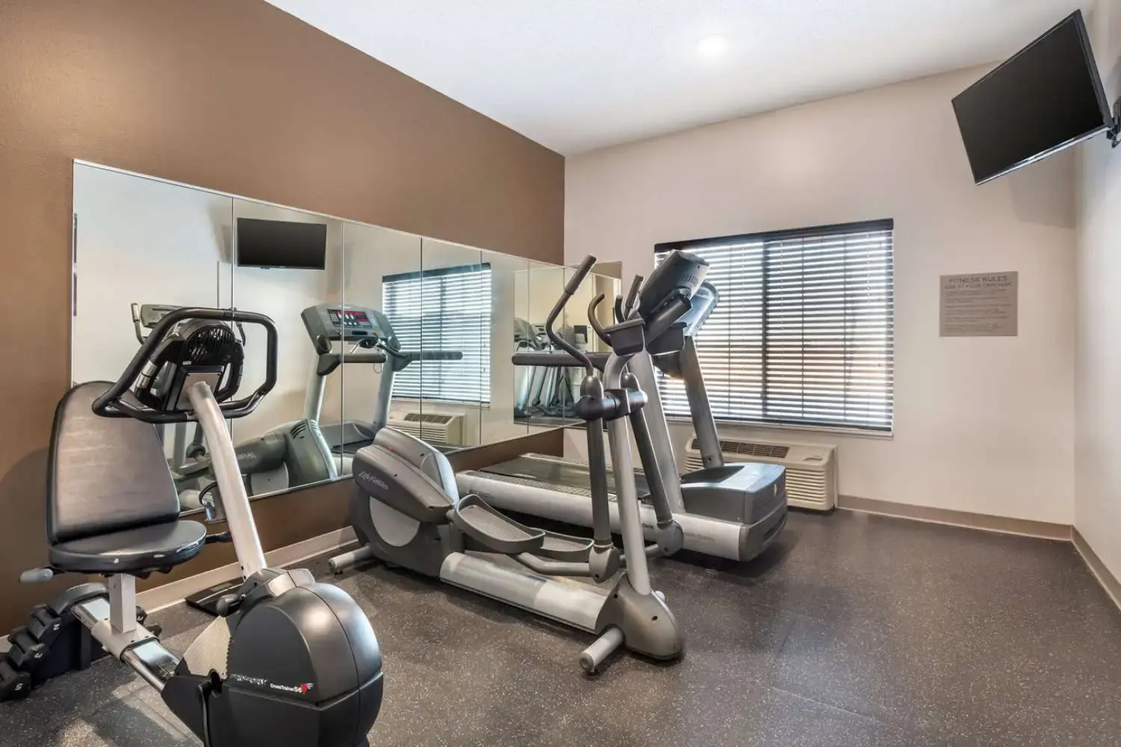 Country Inn & Suites by Radisson, Watertown, SD