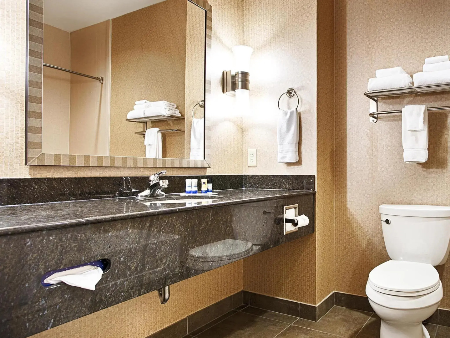 Best Western Plus Texarkana Inn & Suites