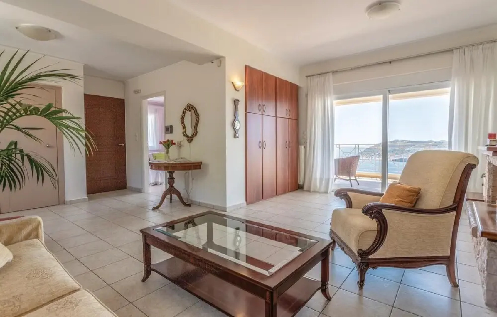Awesome Home in Kaki Thalassa-keratea With 4 Bedrooms and Wifi