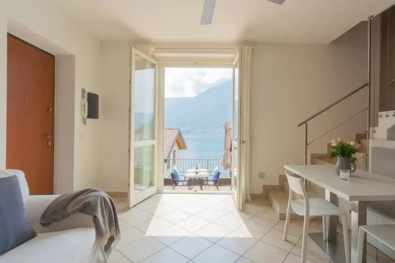 Blue Bliss Apartment