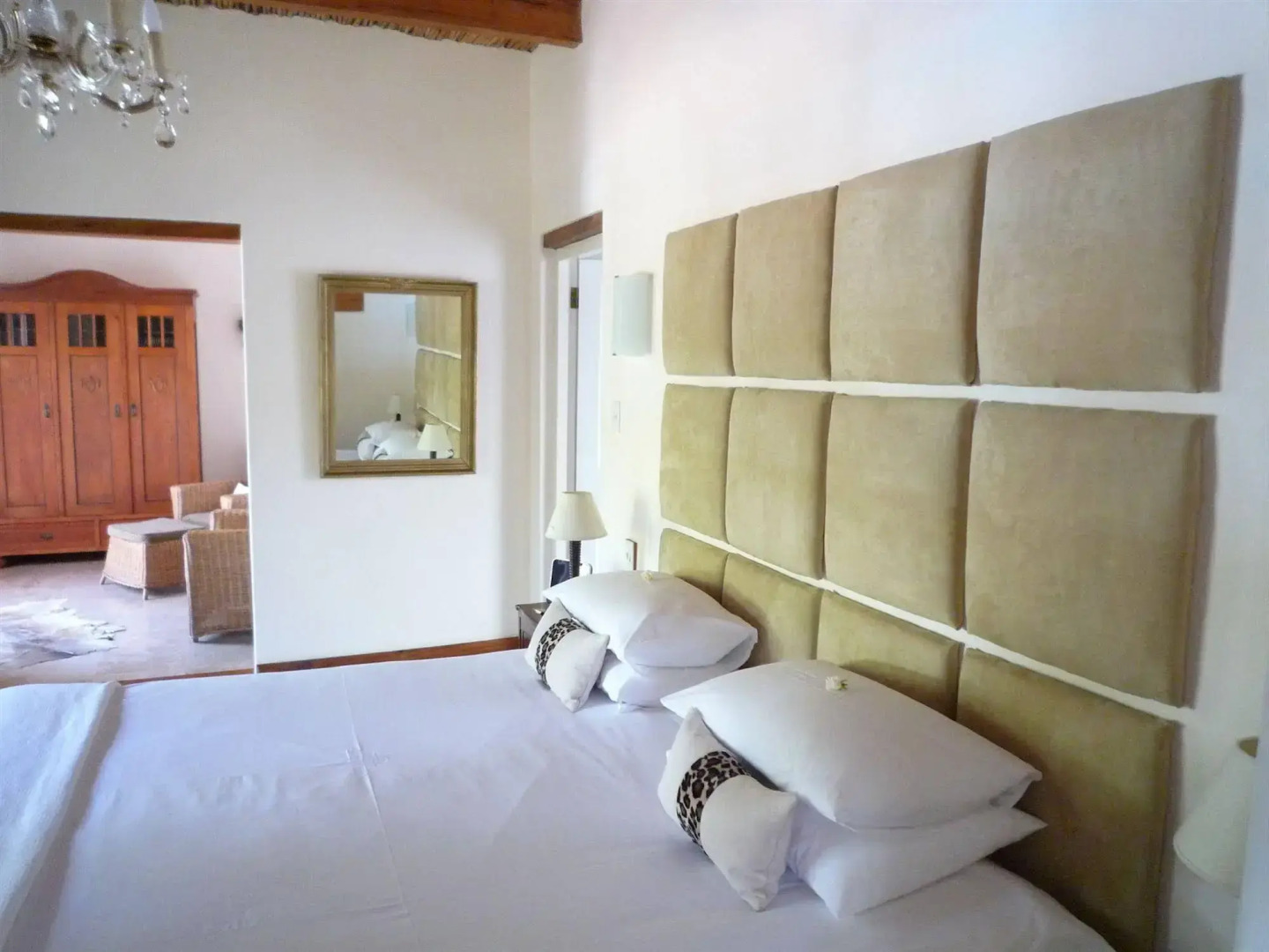 Rothman Manor Guest House