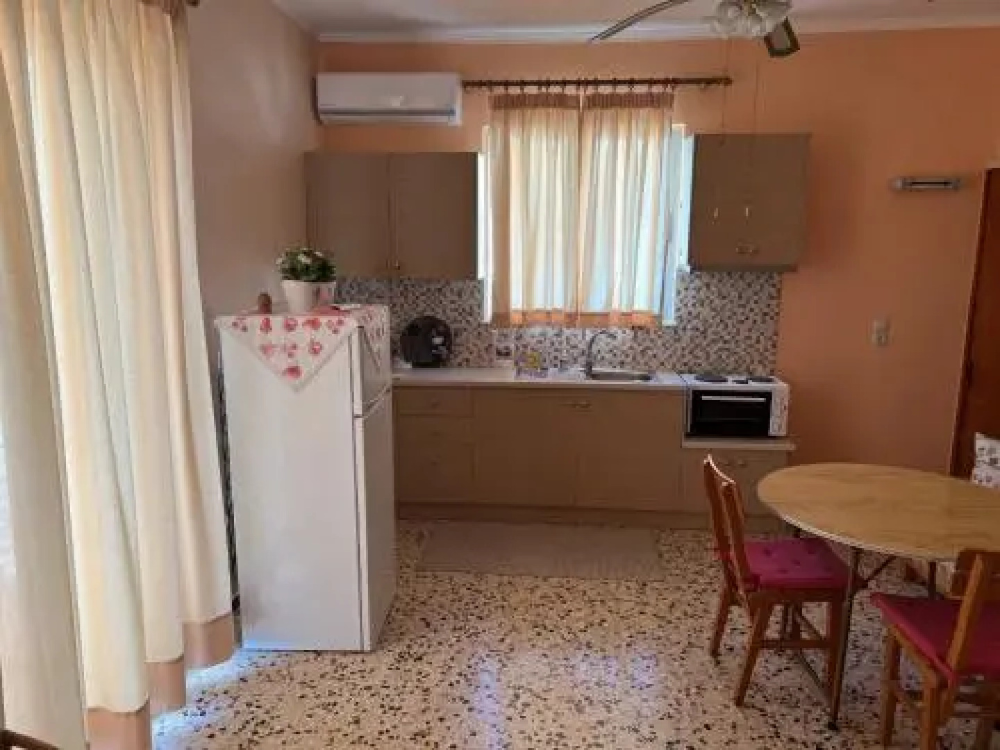 Mastiha Emporios Apartments