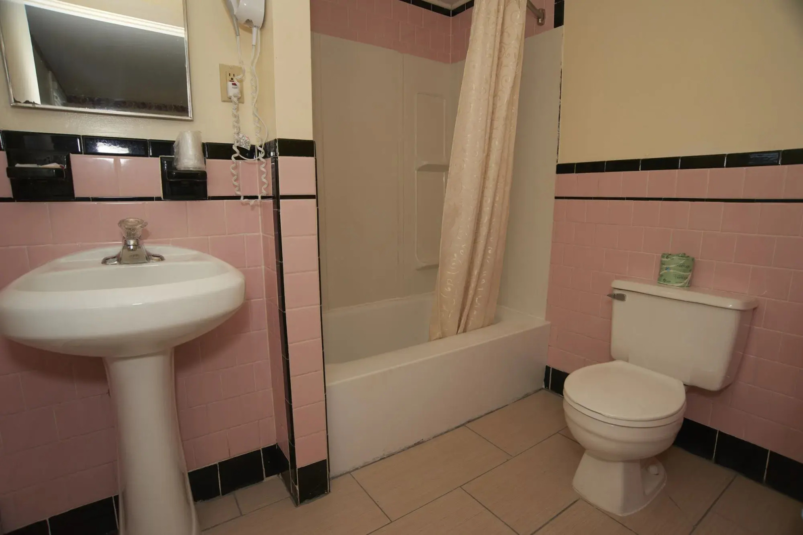 Knights Inn  Centerville MA