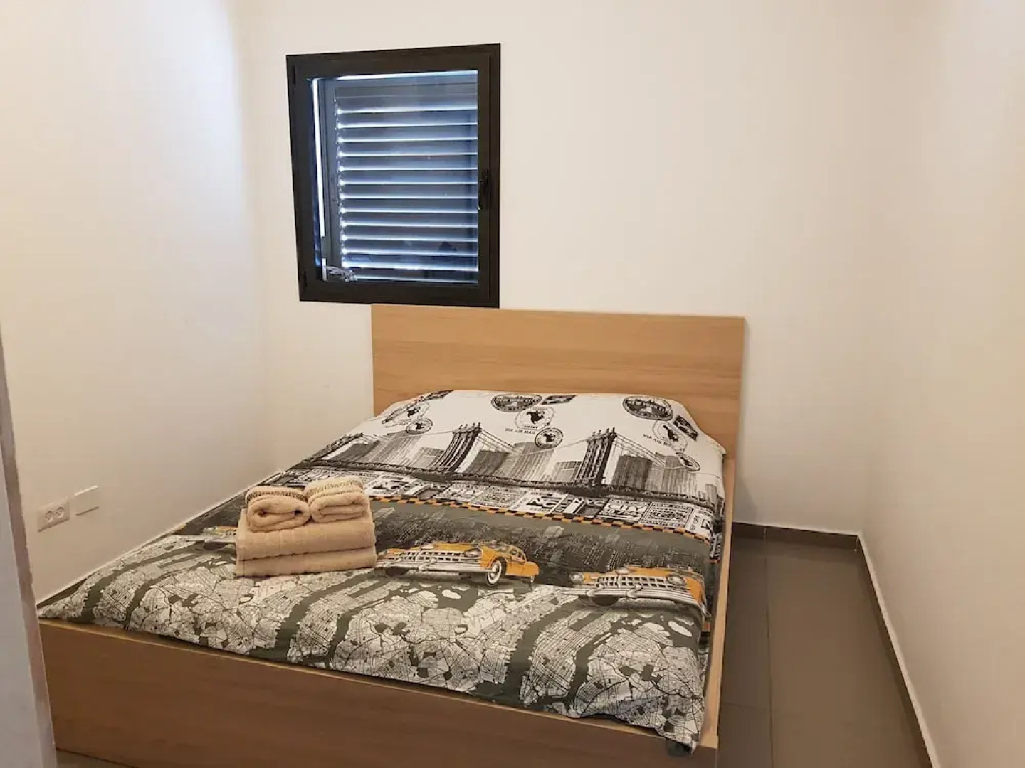 Isra Home Yitshak Sadeh 6 Apartment