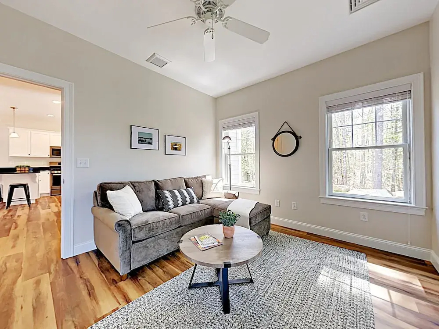 24 Arundel - 2 Br Home