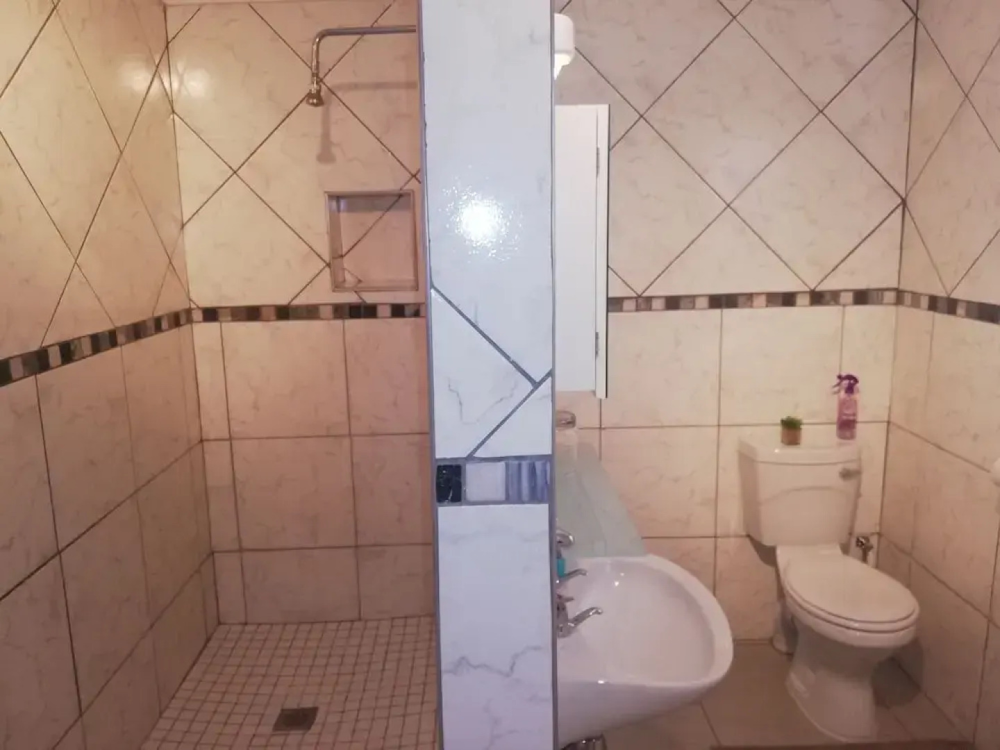 Orange House Self-Catering