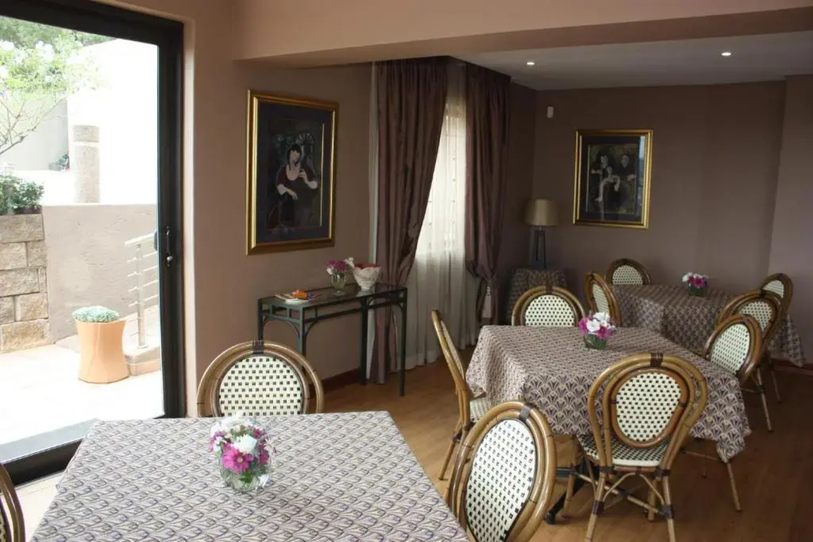 Over The Moon Guesthouse