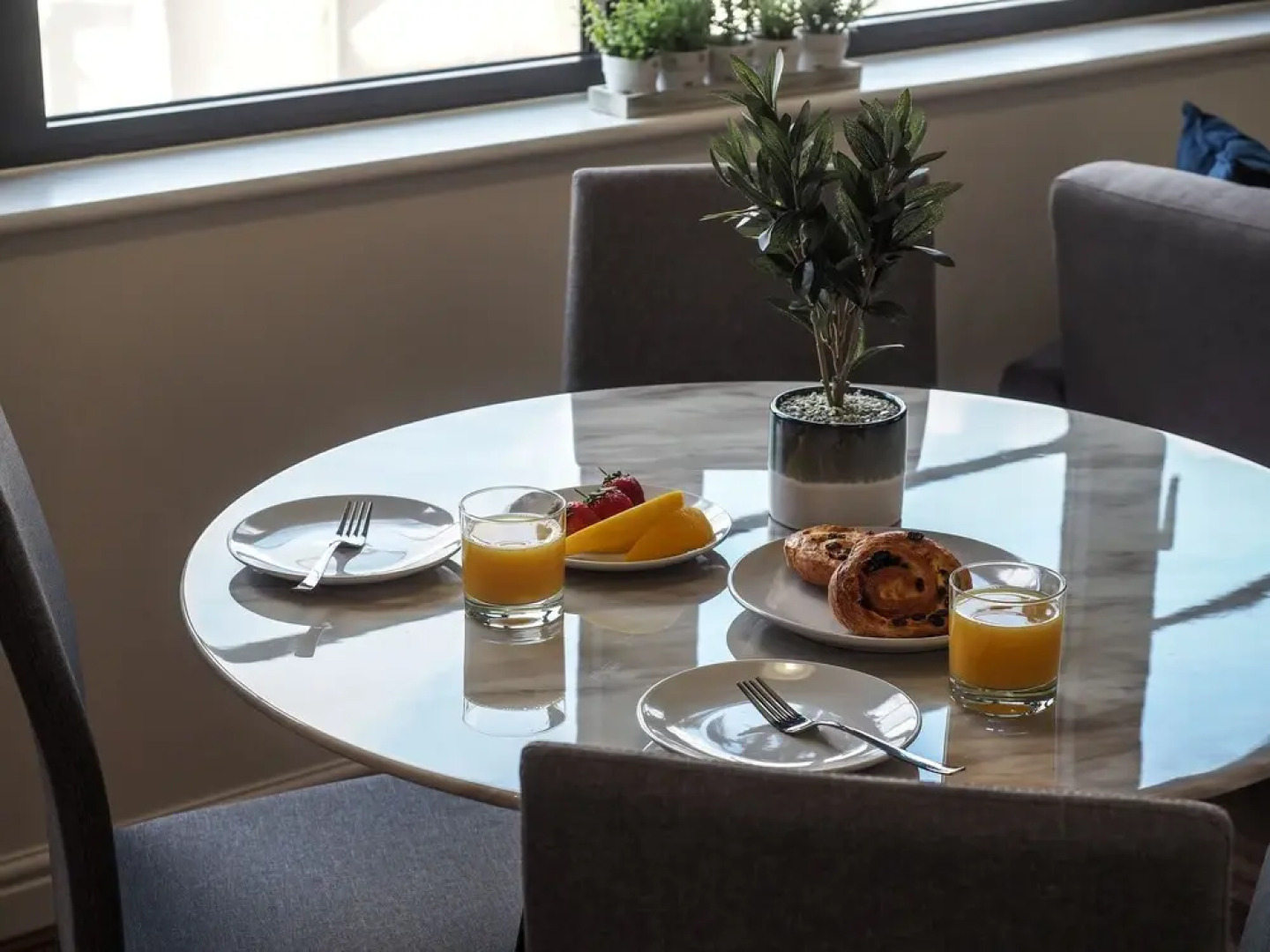 SA Today Apartments Farnborough with Fibre Wi-Fi & Netflix