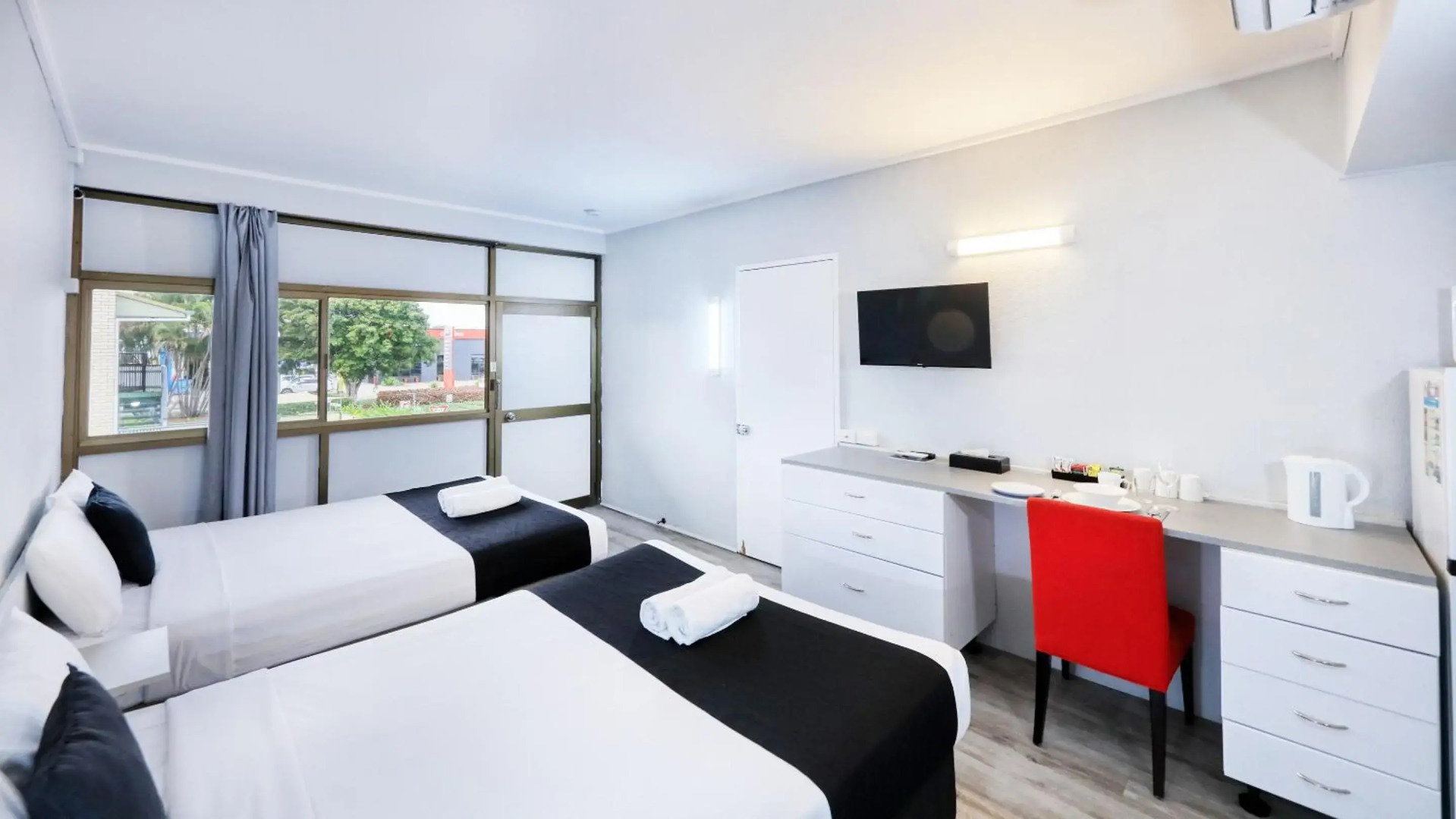 Tropical Gate Motor Inn