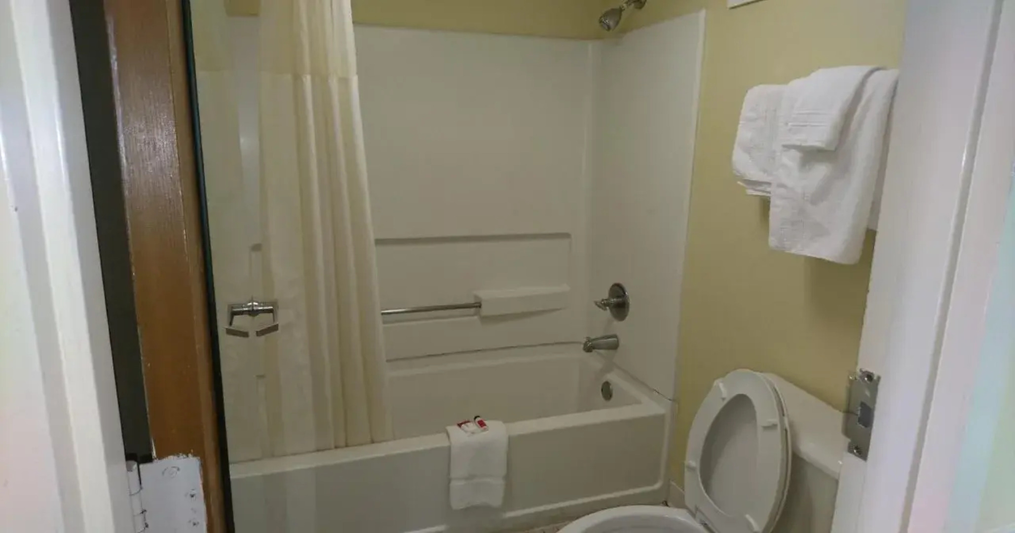 Travelodge by Wyndham Knoxville East