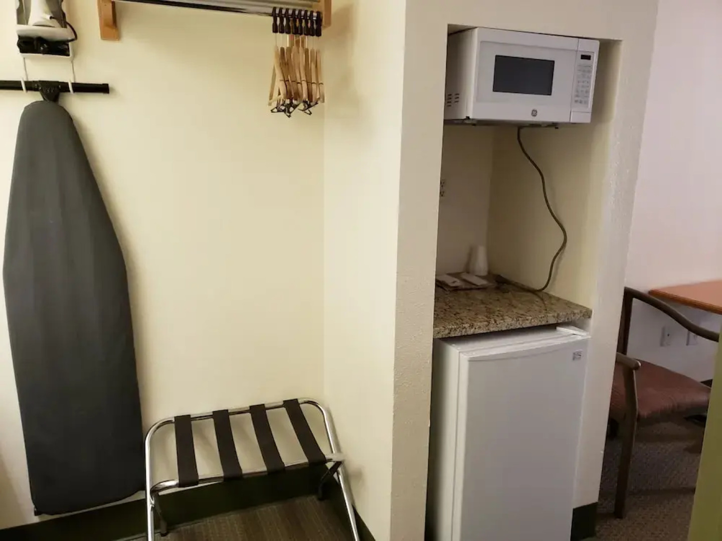 Hotsprings Village Inn