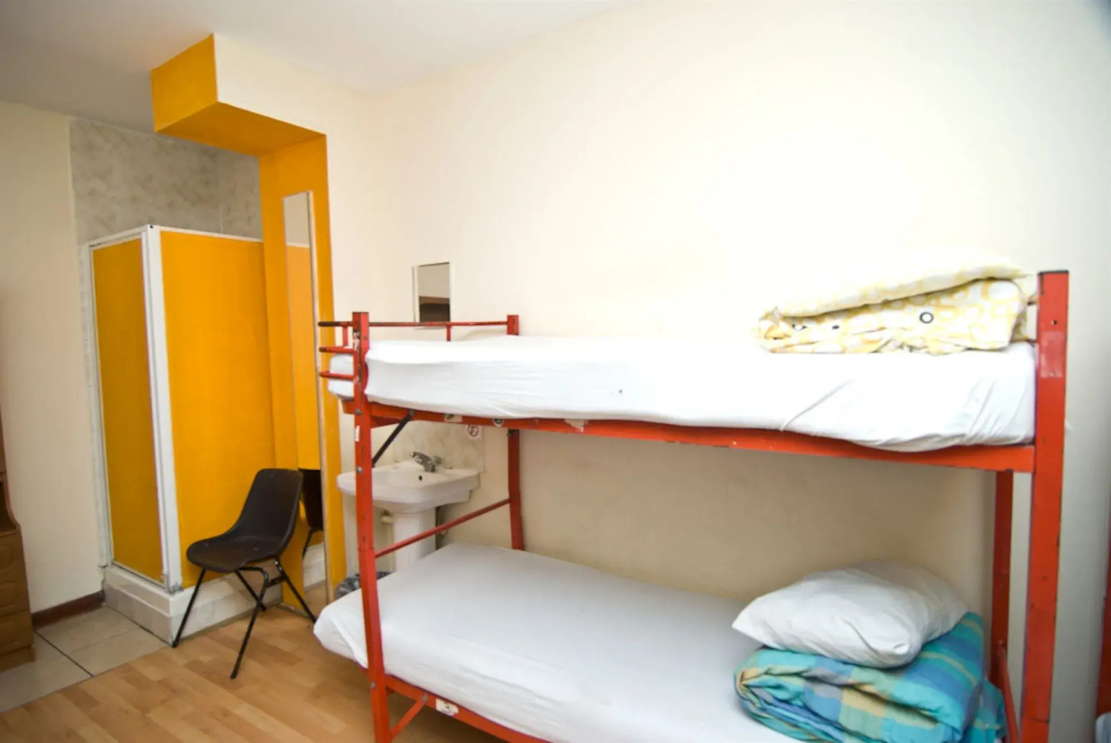 Kensal Green Backpackers 1